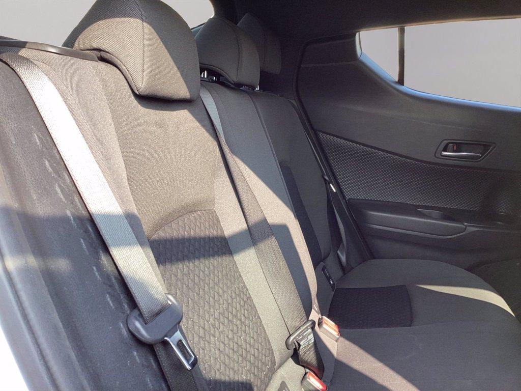 TOYOTA C-hr 1.8h active e-cvt del 2023