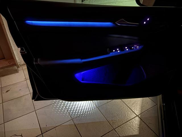 VOLKSWAGEN Golf GTI 2.0 TSI DSG TETTO-LED-PELLE-CERCHI 19''.