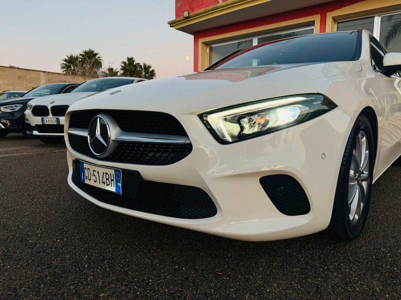Mercedes-benz A 180d Automatic Sport Plus Led Ambient