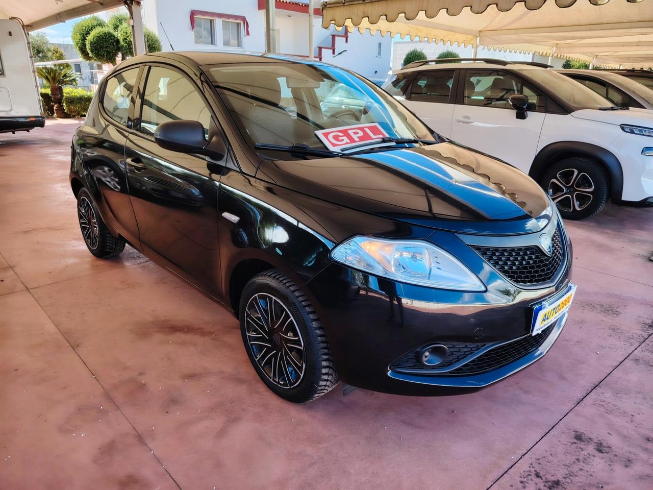 Lancia Ypsilon 1.2 69 CV GPL Ecochic Gold 2019