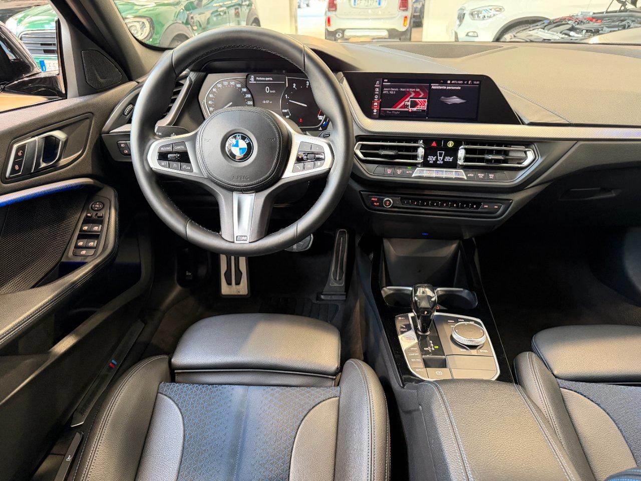 BMW 118 d Msport auto - LED - 18" - Carplay - Pack Luci