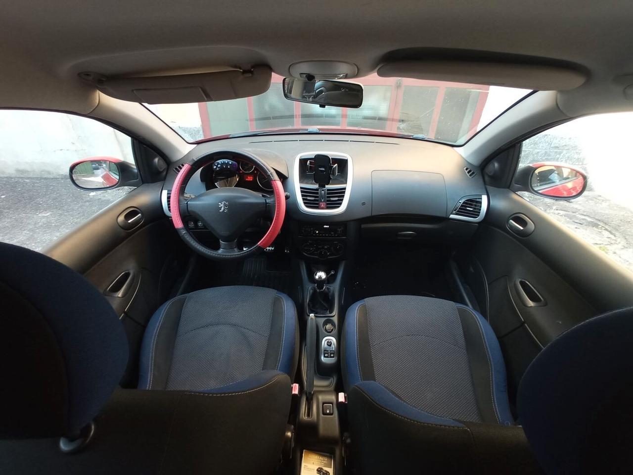 Peugeot 206 PLUS 5P 1.1 GENERATION ECO-GPL
