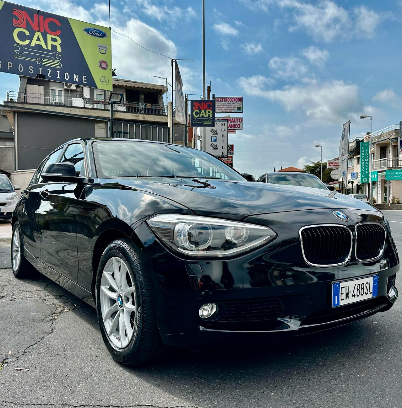 Bmw 116 116d 5p. Urban