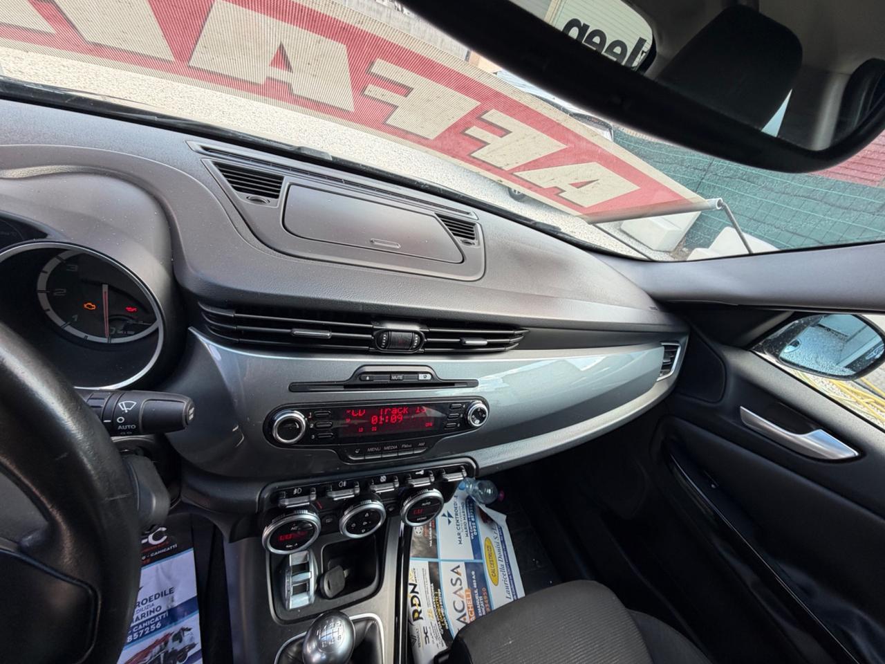 Alfa Romeo Giulietta 1.6 JTDm-2 105 CV Distinctive