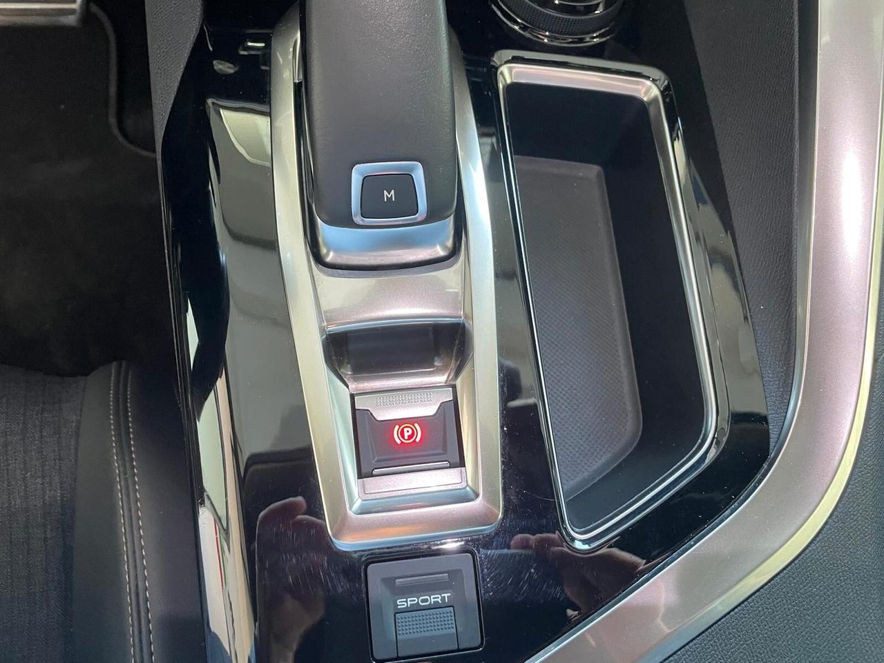 Peugeot 3008 BlueHDi 130 S&S EAT8 GT Line