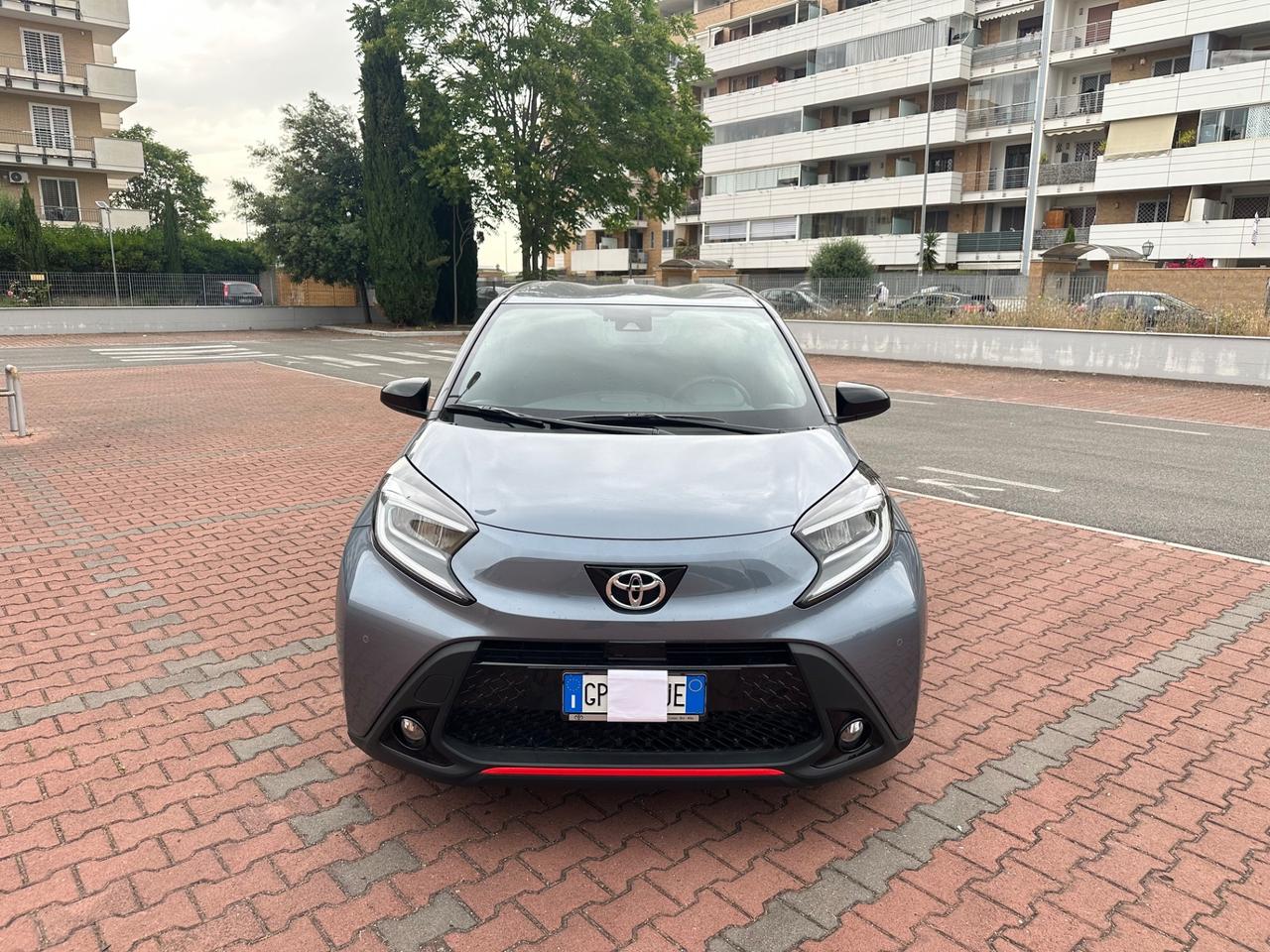 Toyota Aygo X Undercover Jun Takahashi *5.000 Esemplari