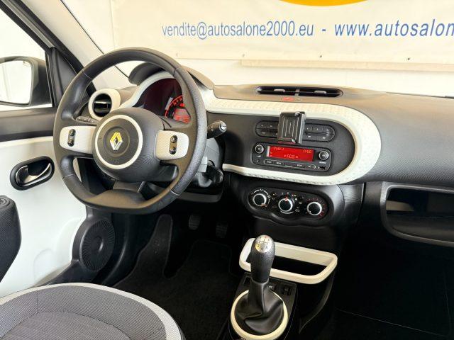 RENAULT Twingo SCe Life NEOPATENTATI / PREZZO REALE