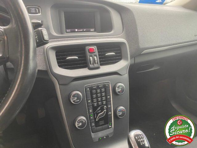 VOLVO V40 D2 1.6 Kinetic