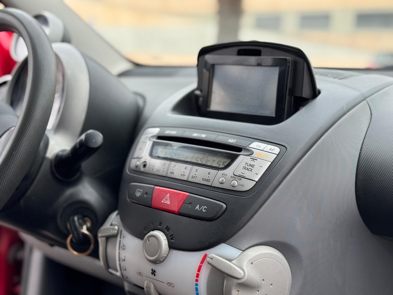 CITROEN C1 1.0 BENZINA NEO PATENTATI 12 MESI DI GARANZIA