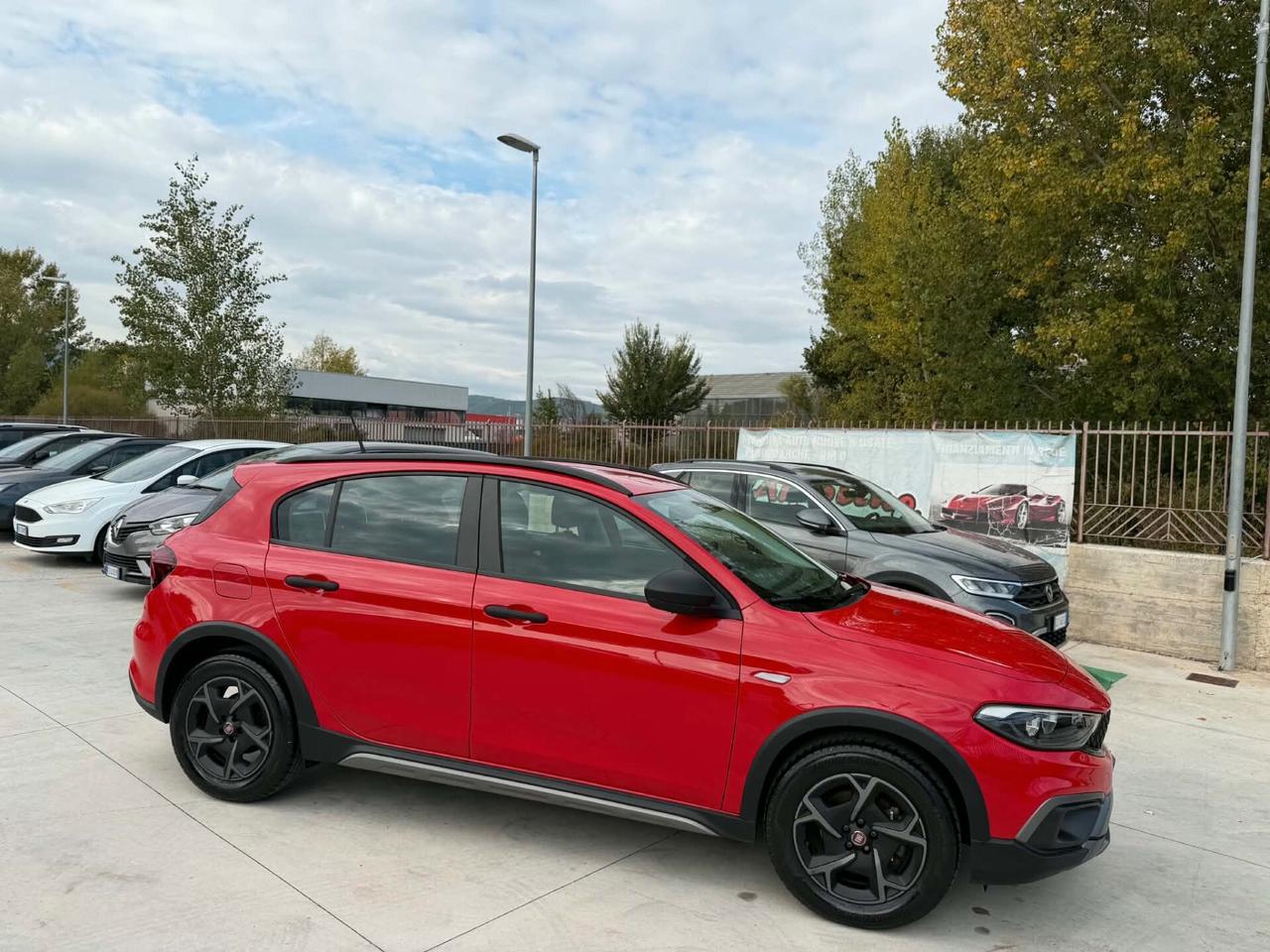Fiat Tipo 1.3 Mjt 95CV CITY CROSS RETRO CARPLAY