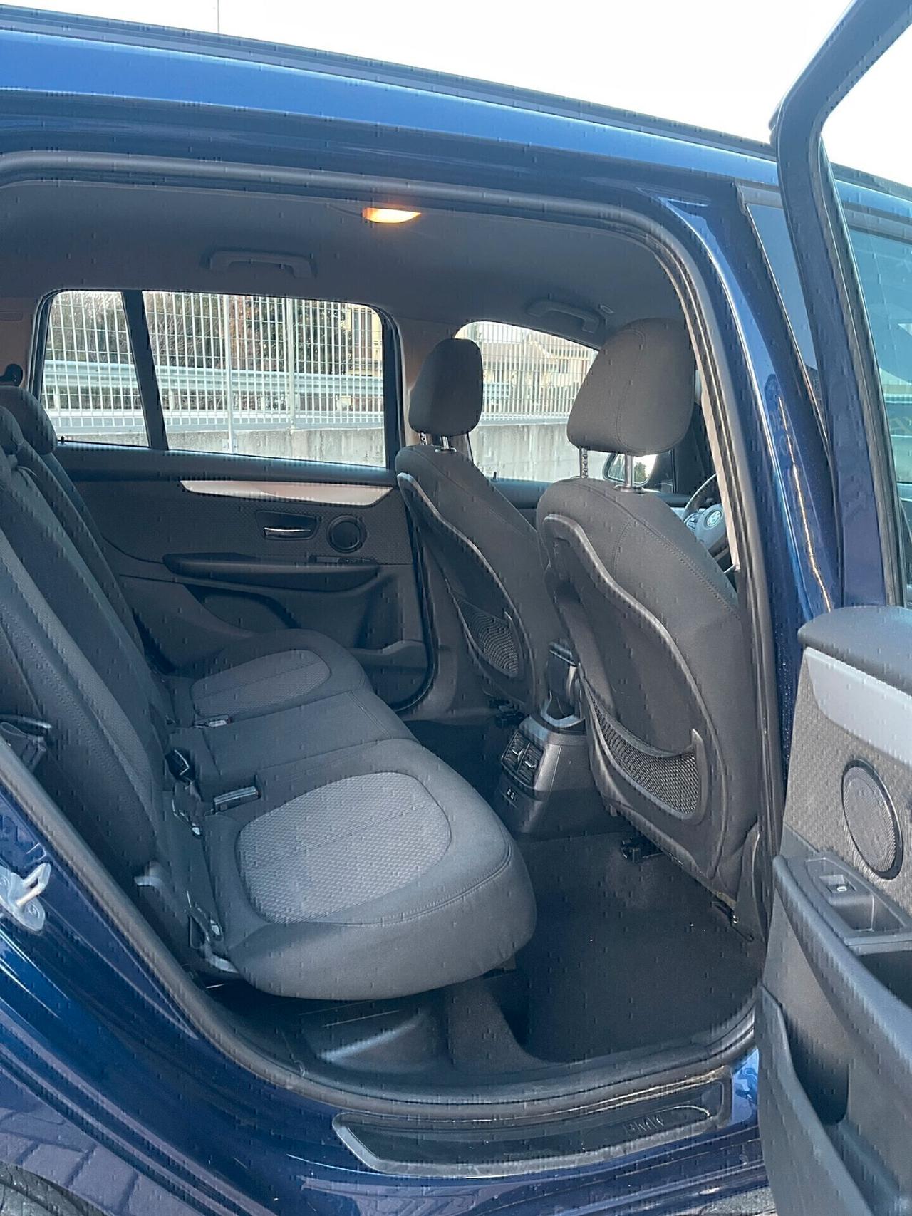 Bmw 2er Active Tourer 216d Active Tourer Advantage NeoPatentati