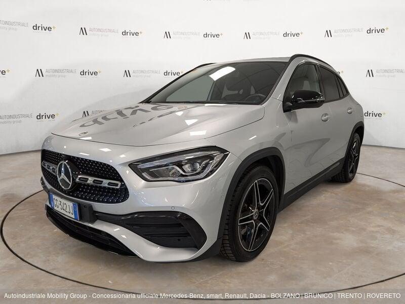 Mercedes-Benz GLA 200 D PREMIUM AUTOMATICO