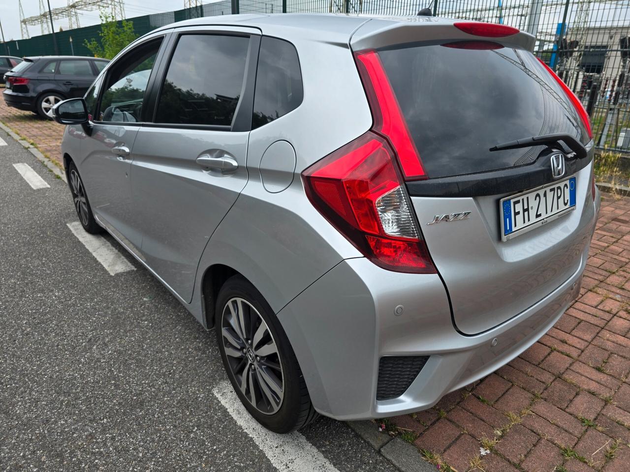 Honda Jazz Full OPTIONAL!!!!!! GARANZIA/PERMUTA