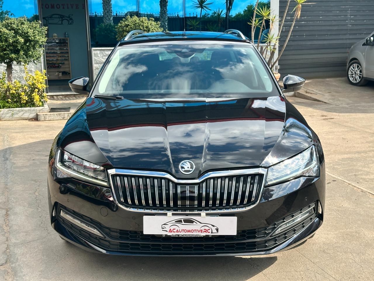Skoda Superb 2.0 TDI EVO 150 CV SCR DSG Wagon Executive