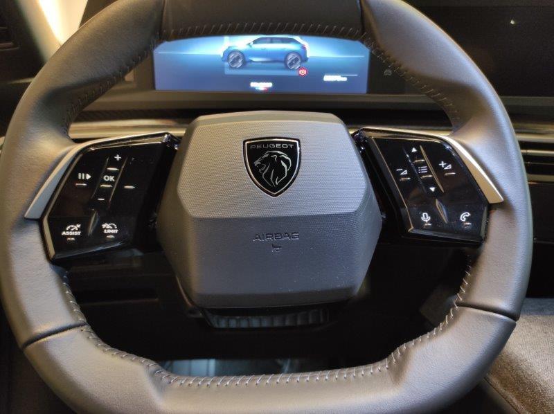 PEUGEOT 5008 3ª serie - 5008 Hybrid 145 e-DCS6 Allure