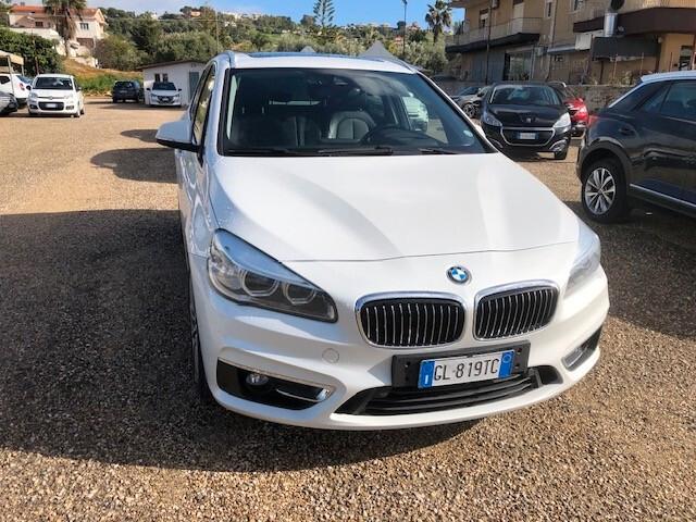 Bmw 2er Active Tourer 218d Luxury