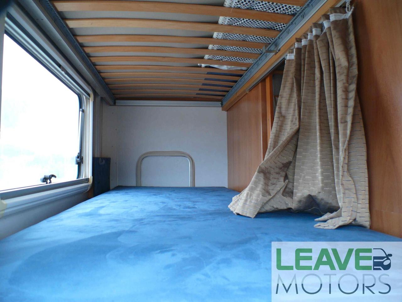 Hymer/eriba camper mansardato (M1327)