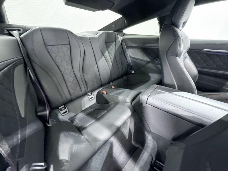 BMW Serie 8 M8 Coupé Competition