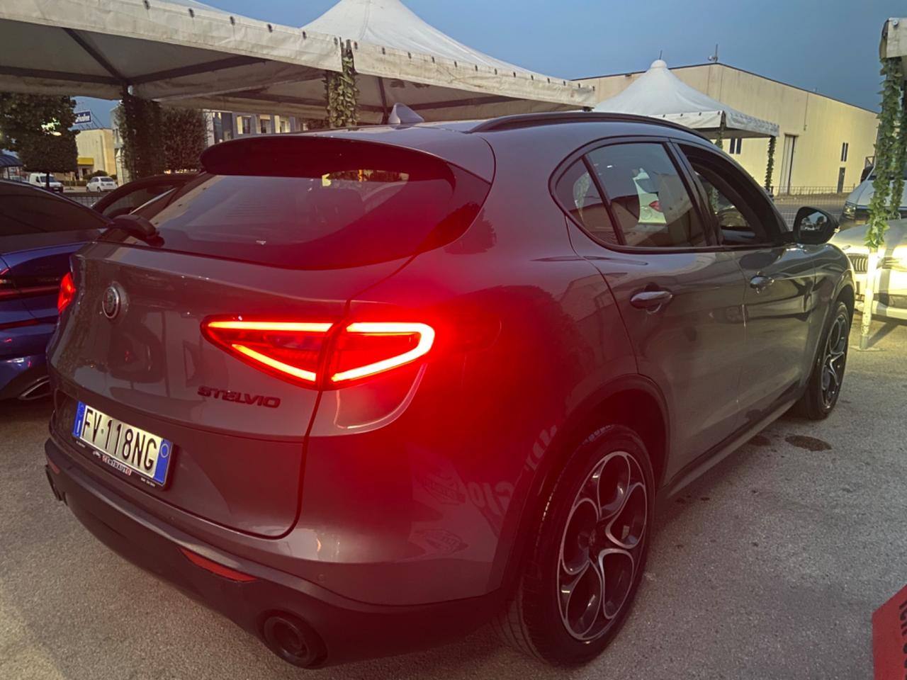 Alfa Romeo Stelvio 2.2 210 CV Q4 B-Tech FULL NUOVA