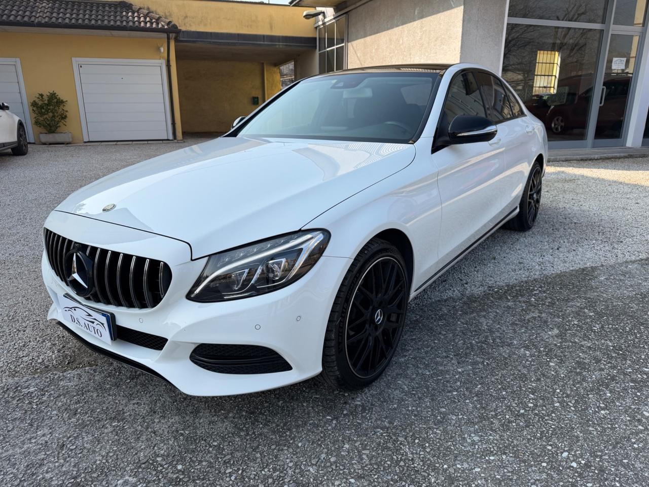 Mercedes-benz C 220 170CV LOOK AMG cerchi 19”