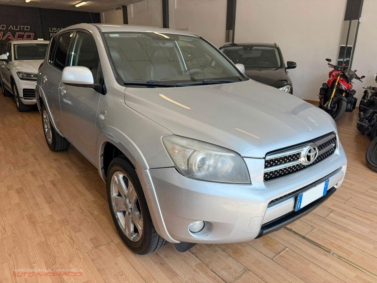 Toyota RAV 2.2 D-4D 177CV Luxury 2008