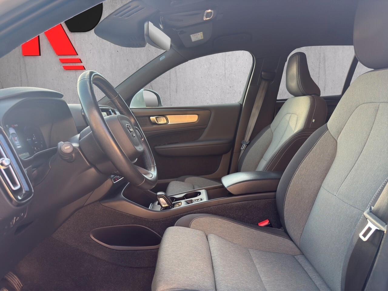 Volvo XC40 T5 Recharge Plug-in Hybrid Inscription