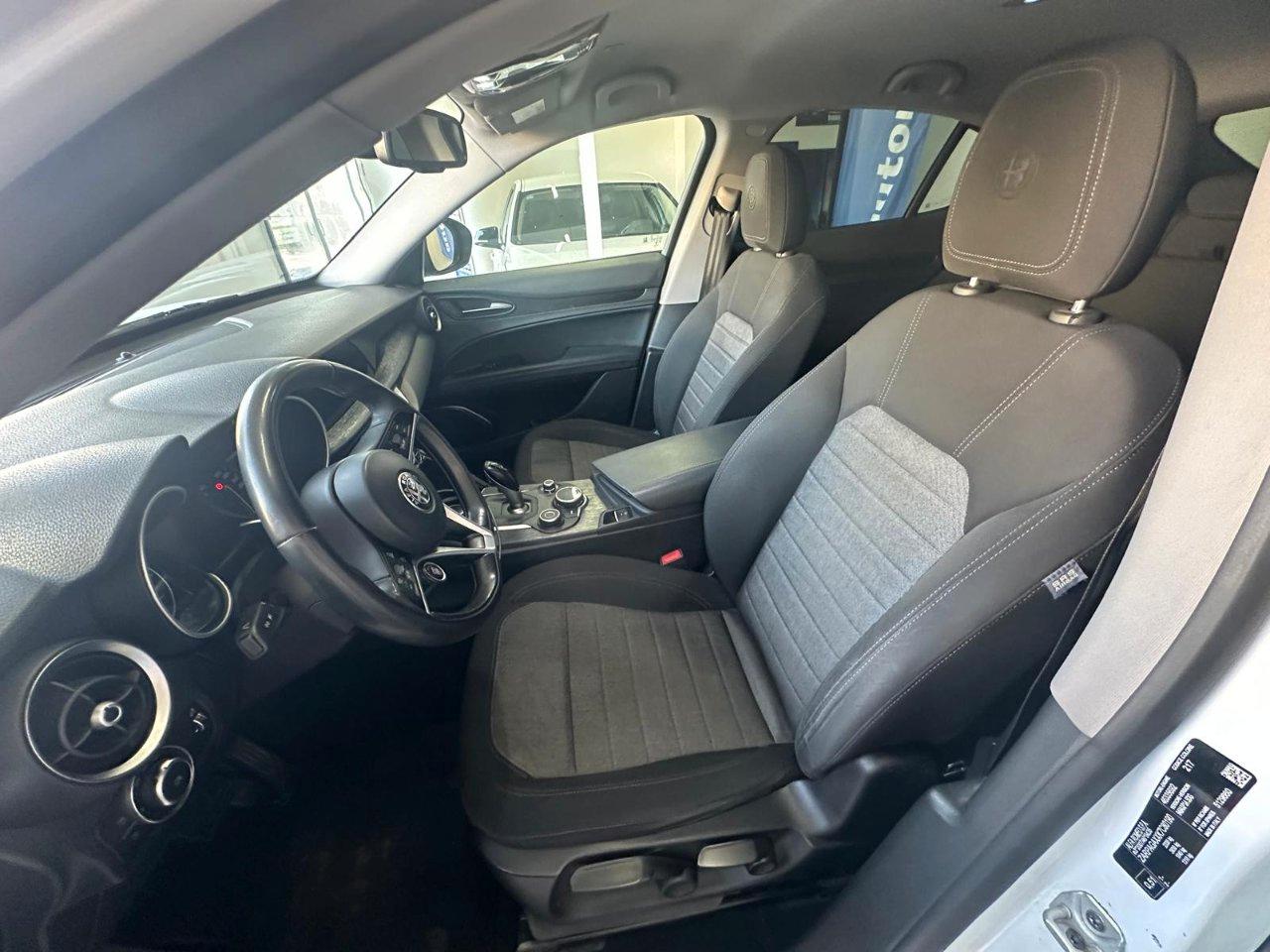 Alfa Romeo Stelvio 2.2 t Sport Tech rwd 160cv auto