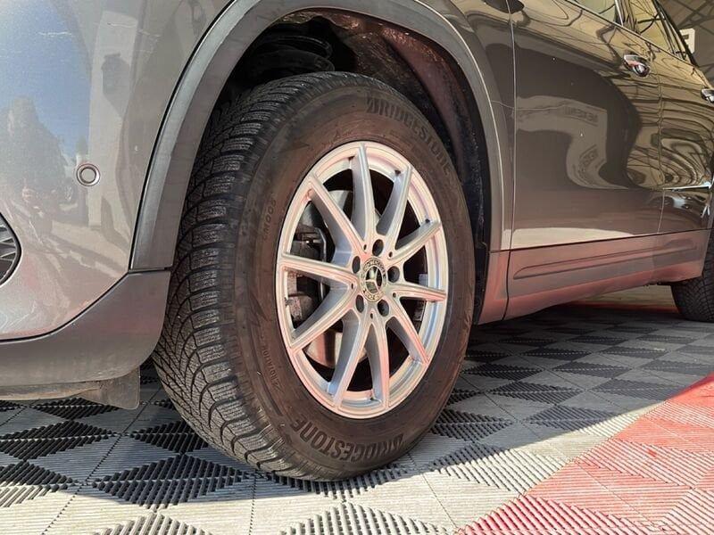 Mercedes-Benz GLA 180 d Automatic Business Extra