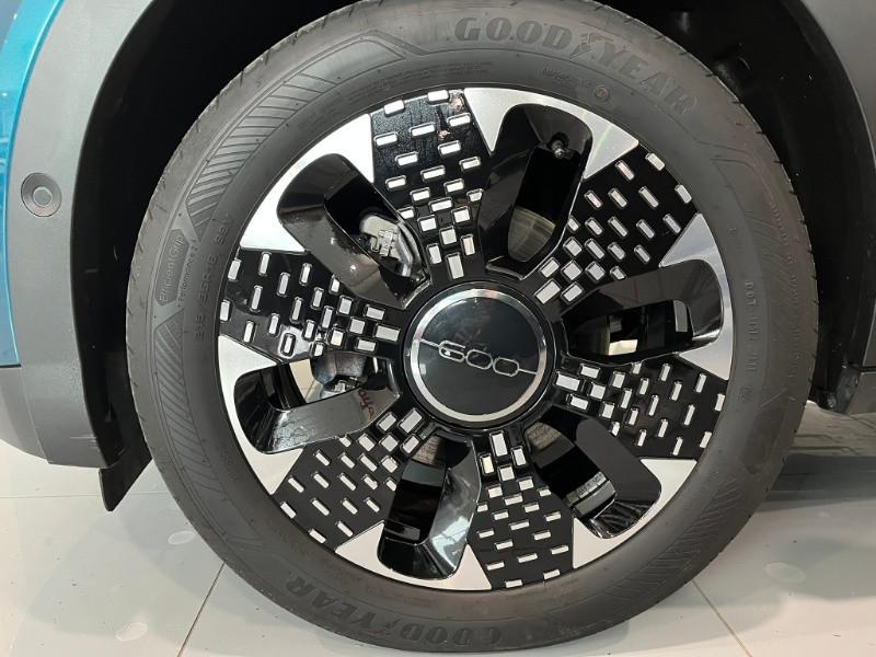 FIAT 600 Hybrid 136 CV DCT MHEV La Prima