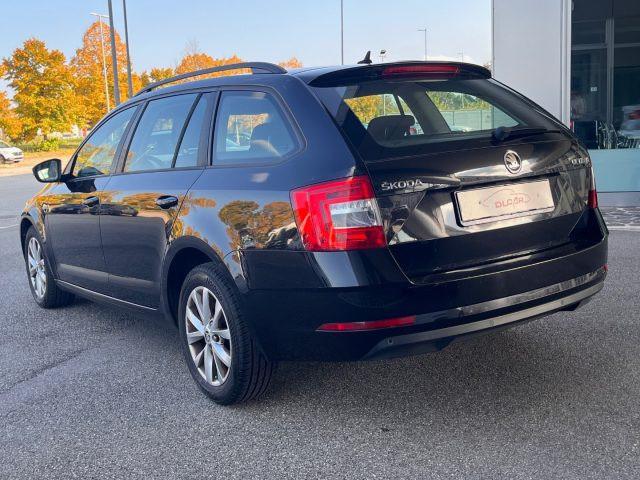 SKODA Octavia 1.6 TDI CR 115 CV DSG Wagon Style