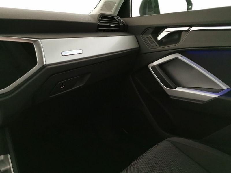Audi Q3 Sportback 35 1.5 tfsi Business Plus s-tronic