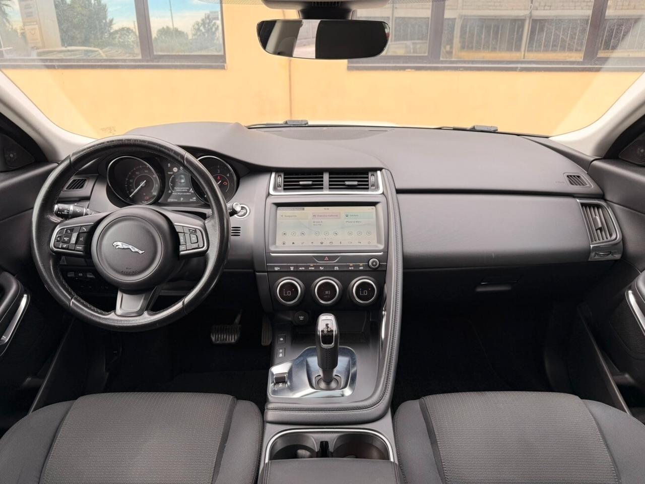 Jaguar E-Pace 2.0D 150 CV AWD aut. R-Dynamic HSE