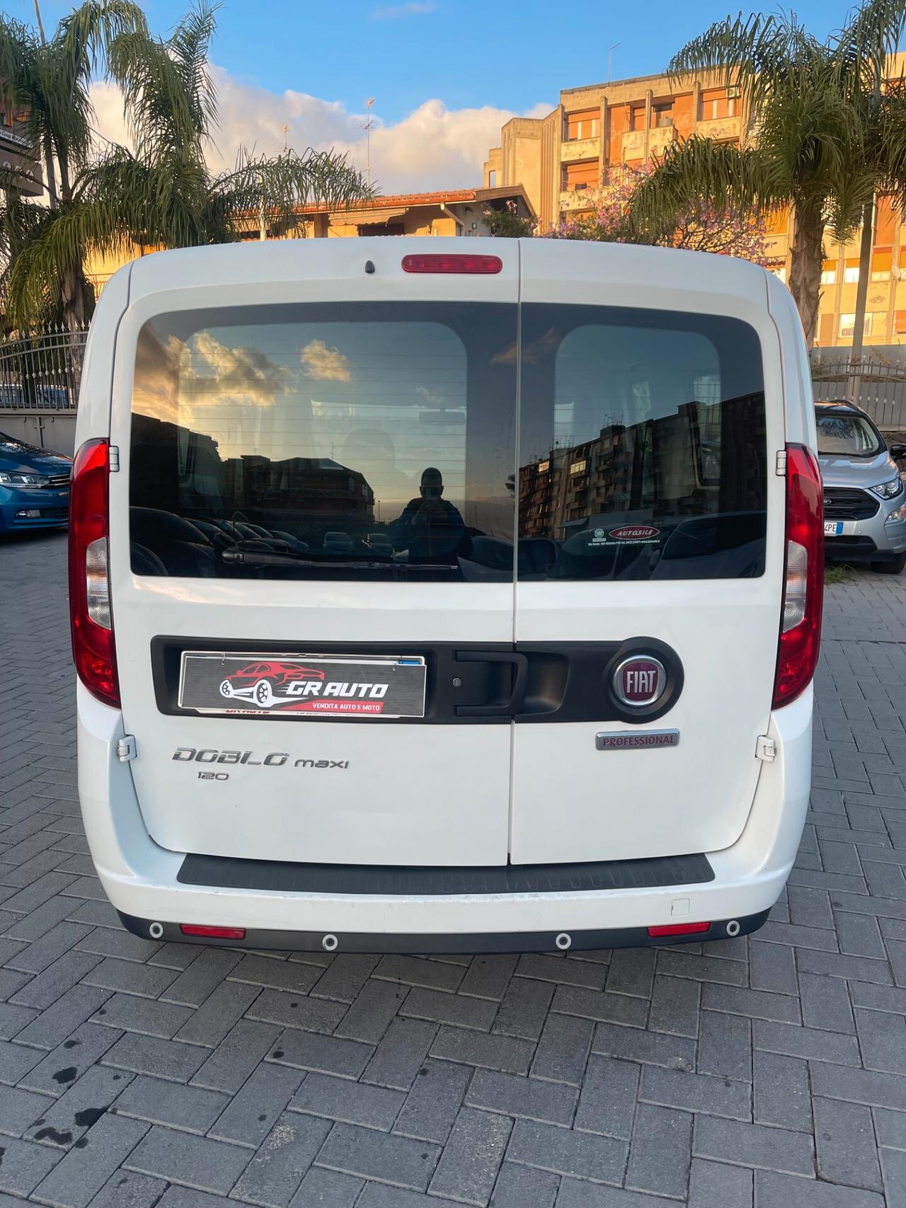 Fiat Doblò Maxi 5 posti 1.6 MJT 120CV Lounge