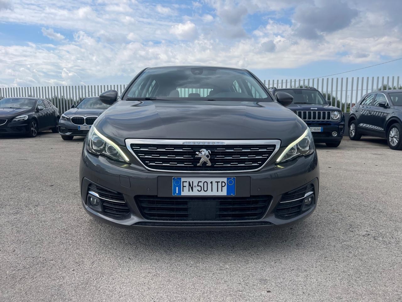 PEUGEOT 308 1.6 HDI 120CV BERLINA FULL LED MY18