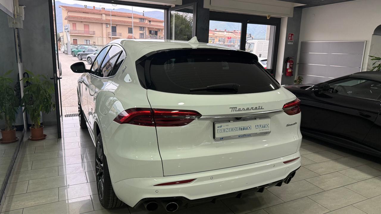 Maserati Grecale MHEV 300 CV AWD GT