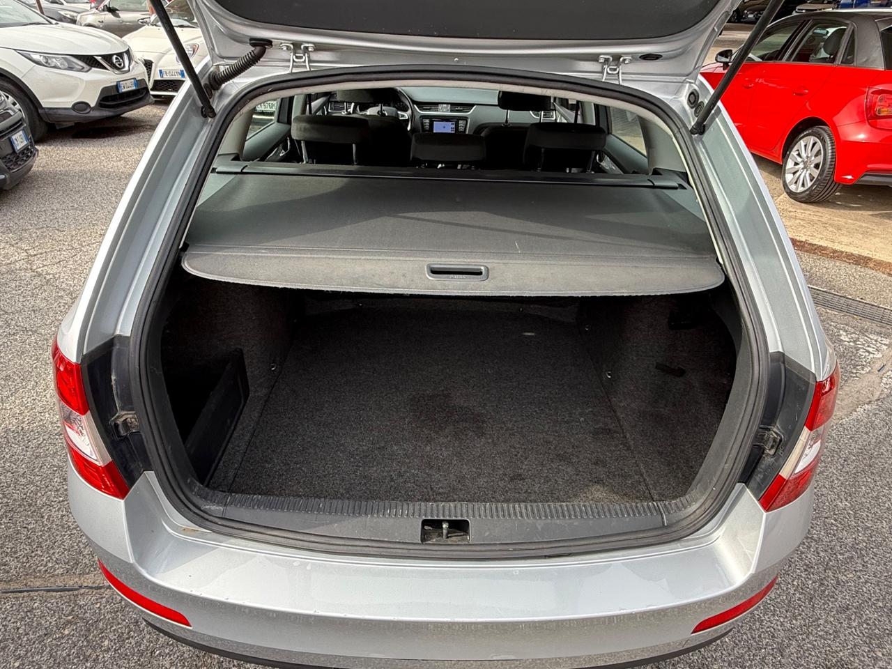 Octavia 1.6 TDI CR 110 CV/rate/permute/garanzia/