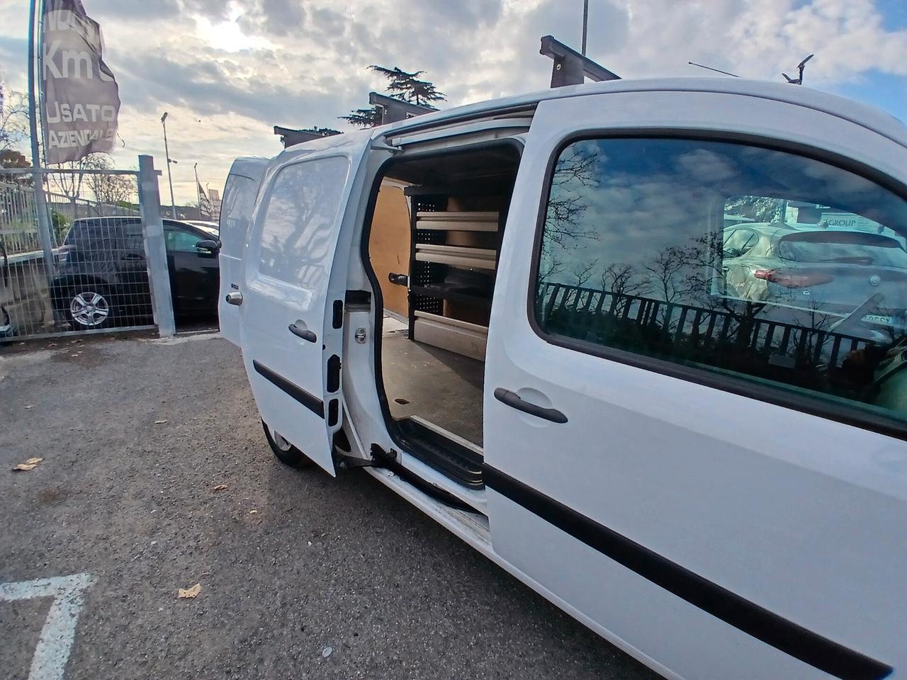 Renault Kangoo maxi lamierato