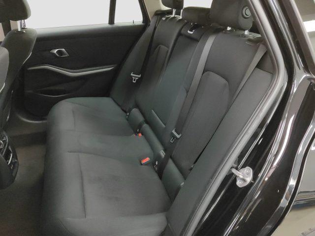 BMW 320 Serie 3 (G20/G21) d Touring Business Advantage a