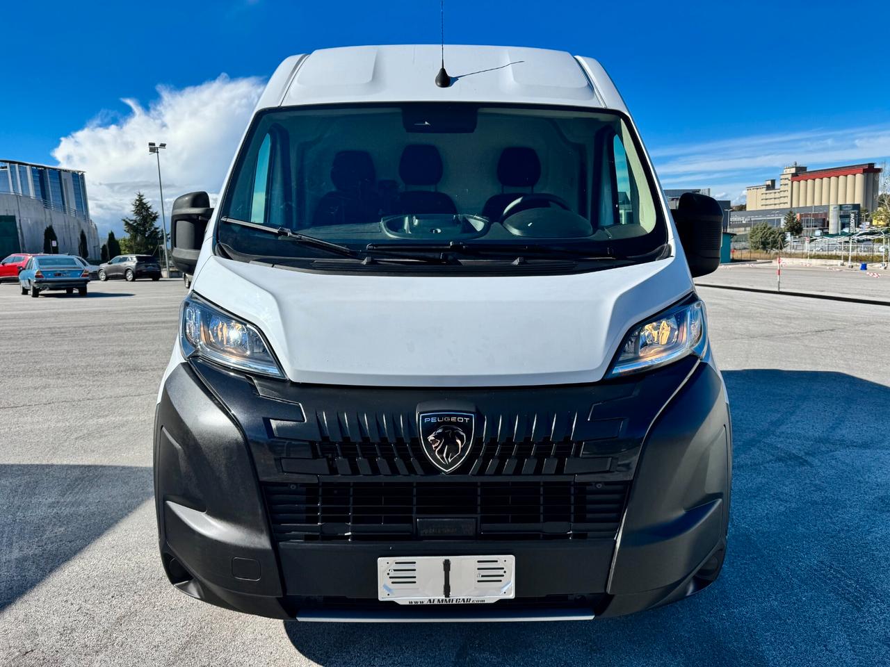 Peugeot Boxer 35 L2H2 2.2 diesel 140cv 18.000 + IVA