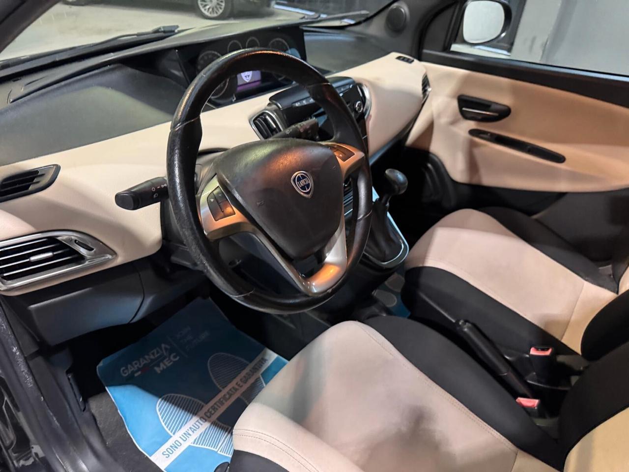 Lancia Ypsilon Benzina Cambio Automatico