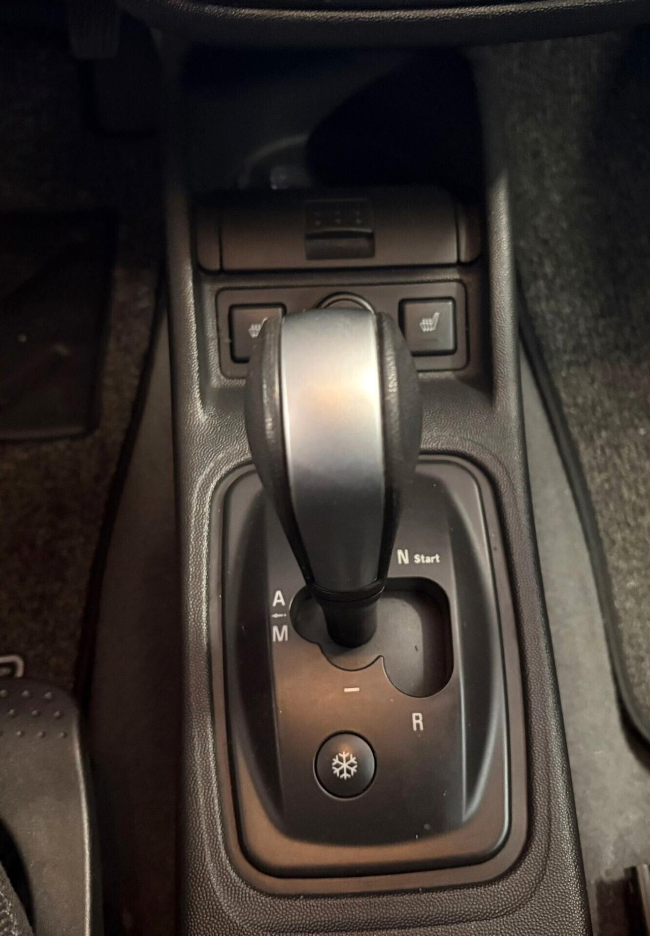 OPEL CORSA Benzina 1.2 CV 75 CAMBIO AUTOMATICO X NEOPATENTATI Km 222.678 certificati