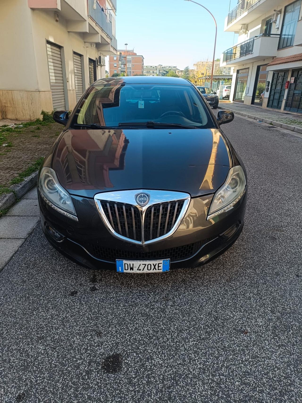 Lancia Delta 1.6 MJT DPF Platino