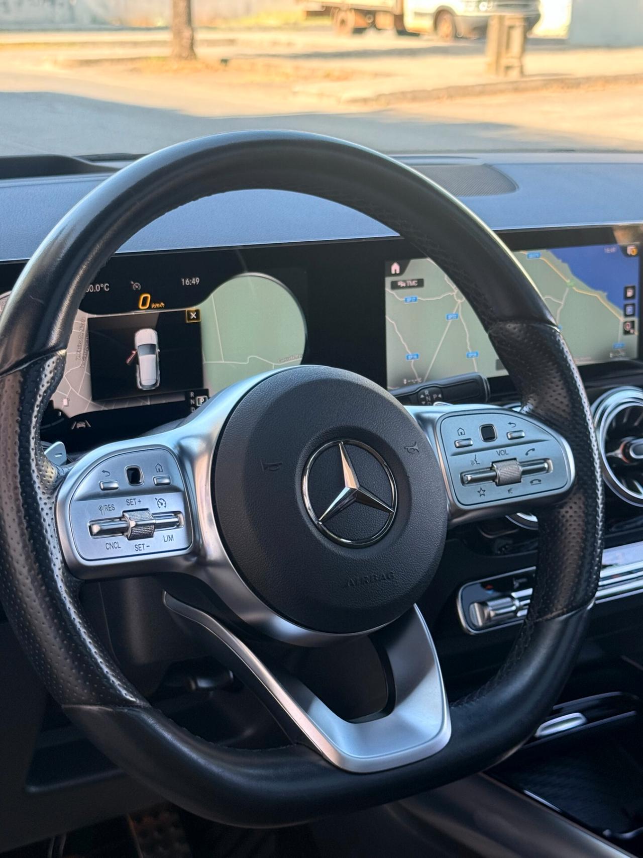 Mercedes-benz GLA 250 Premium auto AMG LINE CON TETTO APRIBILE/PANORAMICO,LUCI SOFFUSE,TELECAMERA,APPLE CARPLAY,ANDROID AU