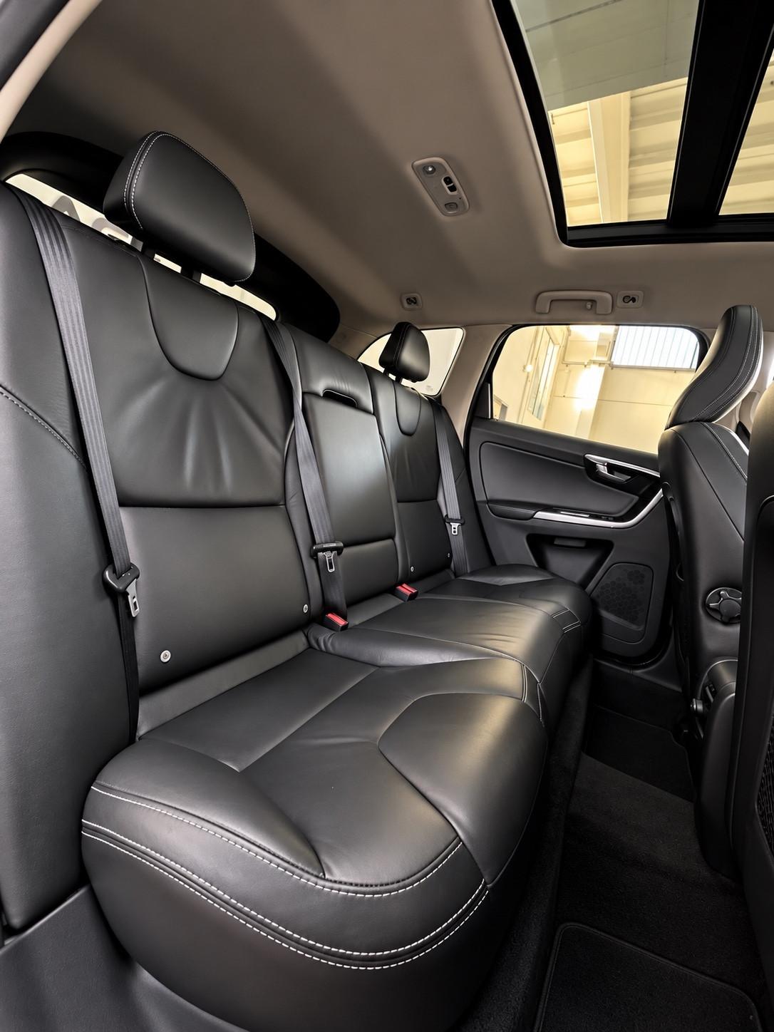 Volvo XC 60 XC60 D4 AWD Geartronic R-design
