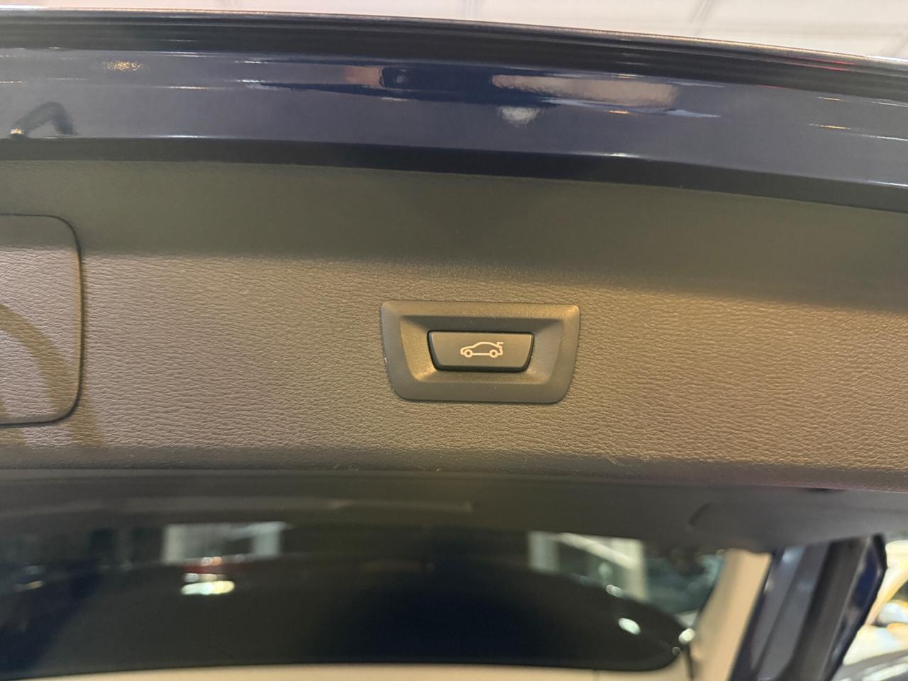 Bmw X1 sdrive18d xLine auto 2018 !!!