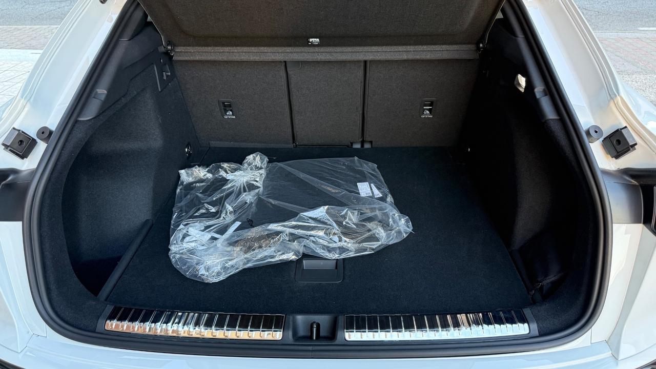 Audi Q3 SPB TFSI 150 kW S tronic quattro Line edition