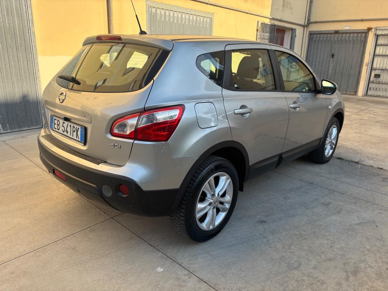 Nissan Qashqai 2.0 dCi DPF Tekna