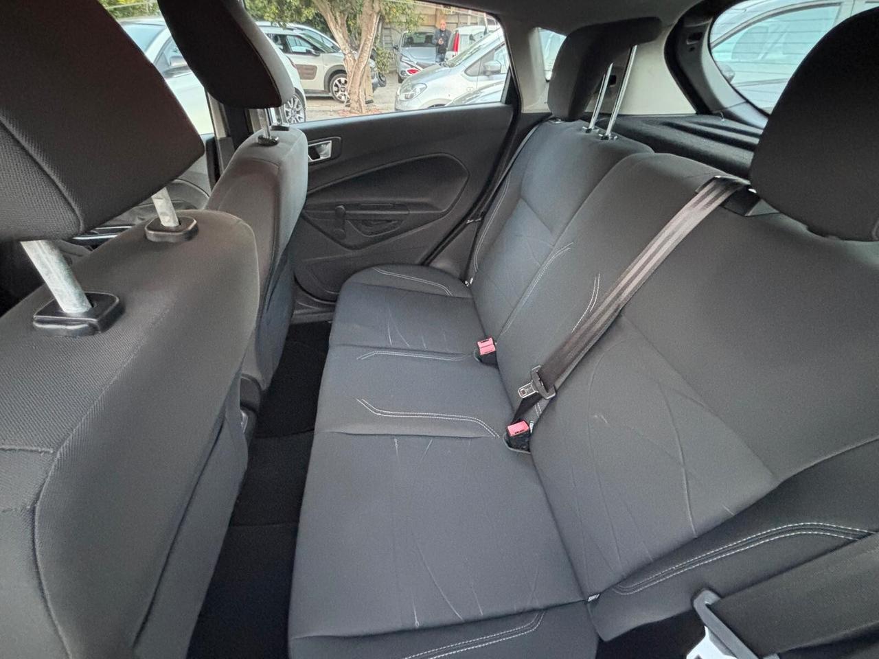 Ford Fiesta 1.5 TDCi 75CV 5 porte