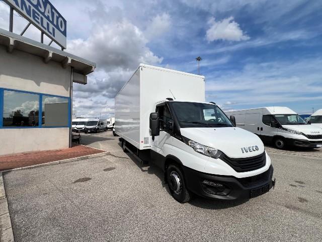 Iveco DAILY 70C18HA8/P BOX + SPONDA