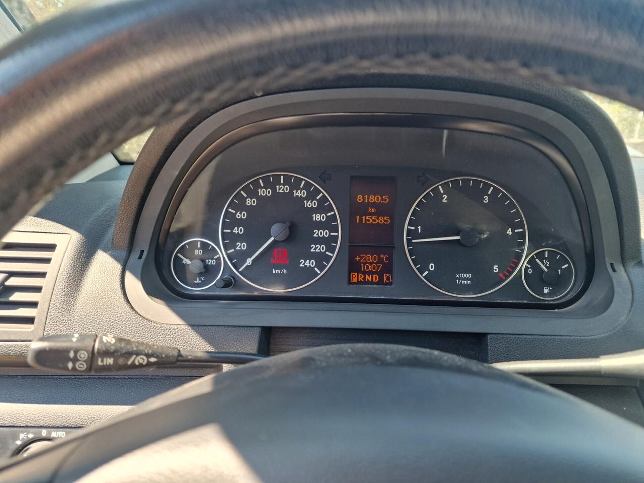 Mercedes-benz A 180 A 180 CDI Premium *EURO 5 AUTOMATICA*